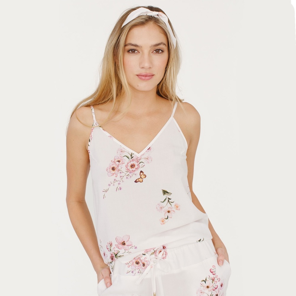 V Neck Tank. Plum pretty sugar